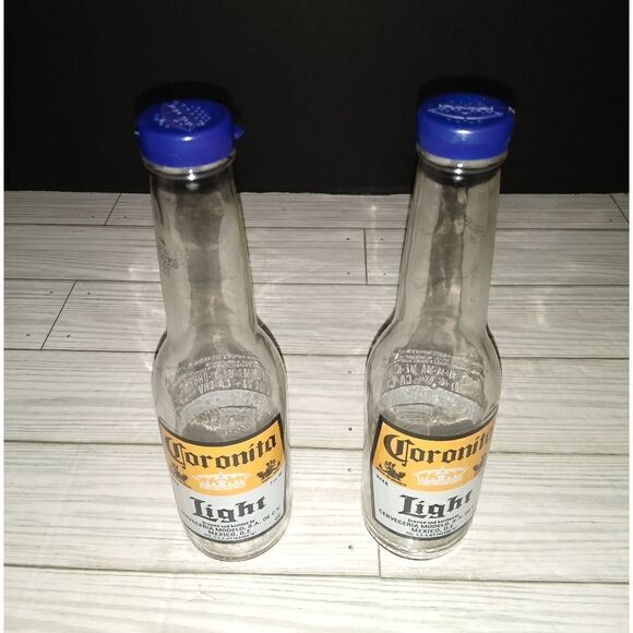 Corona Beer Salt & Pepper Shakers 1 Pair 7oz Coronita Light Bottles & Caps Decor - Picture 1 of 8